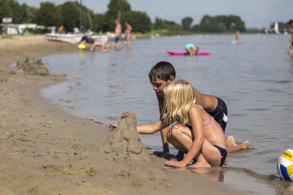 Oostappen Vakantiepark Riviera Beach Biddinghuizen Exterior foto
