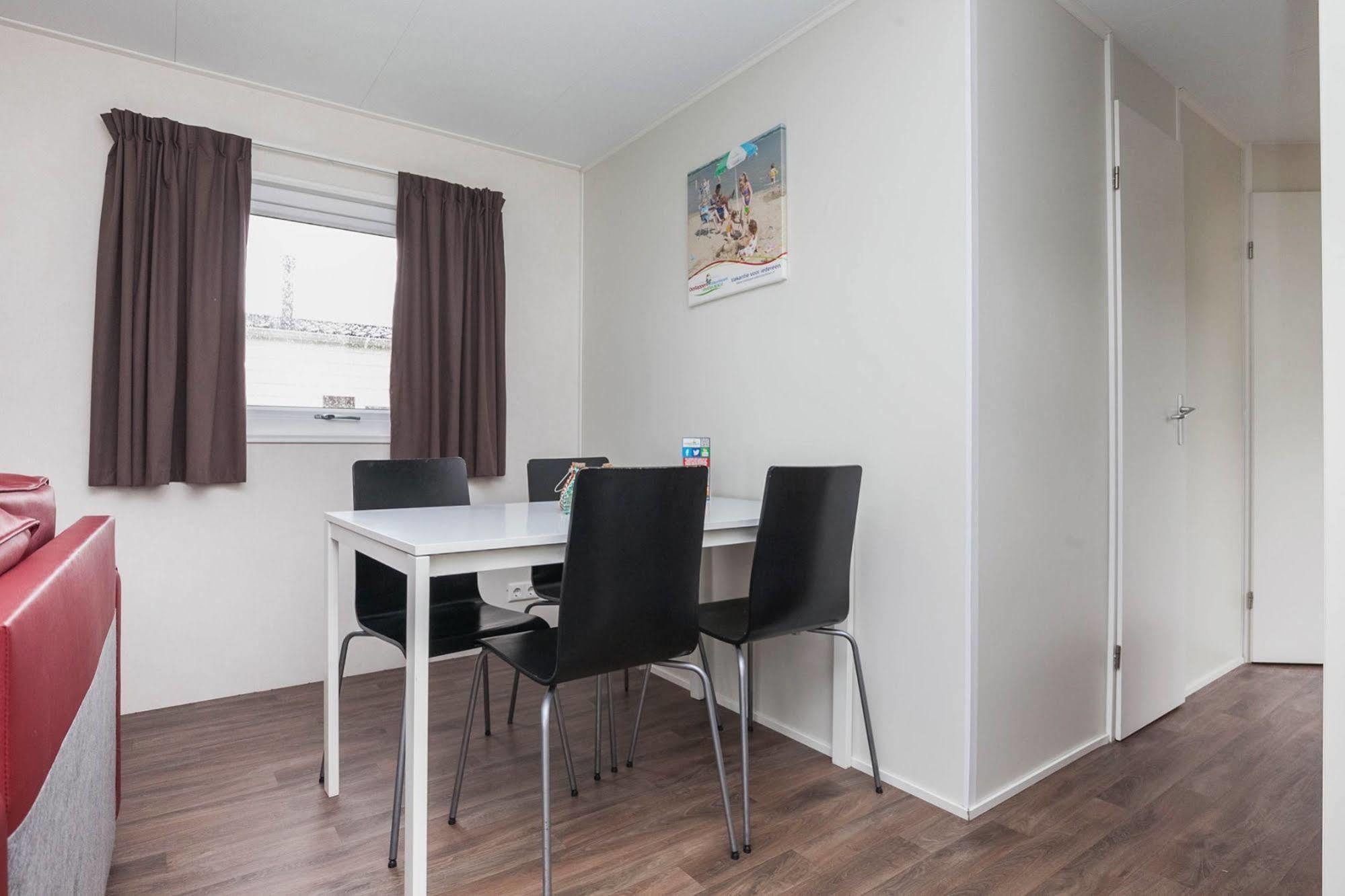 Oostappen Vakantiepark Riviera Beach Biddinghuizen Exterior foto